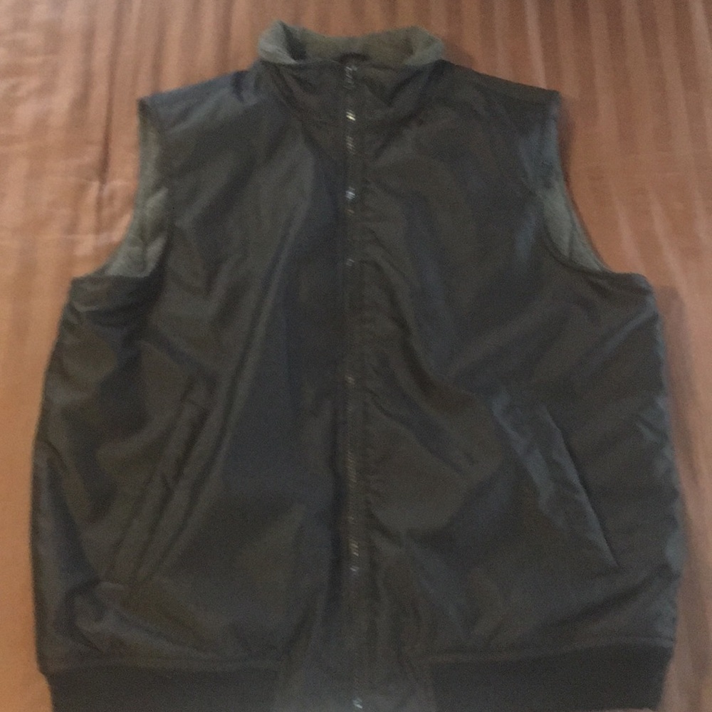 Chaps vest  large